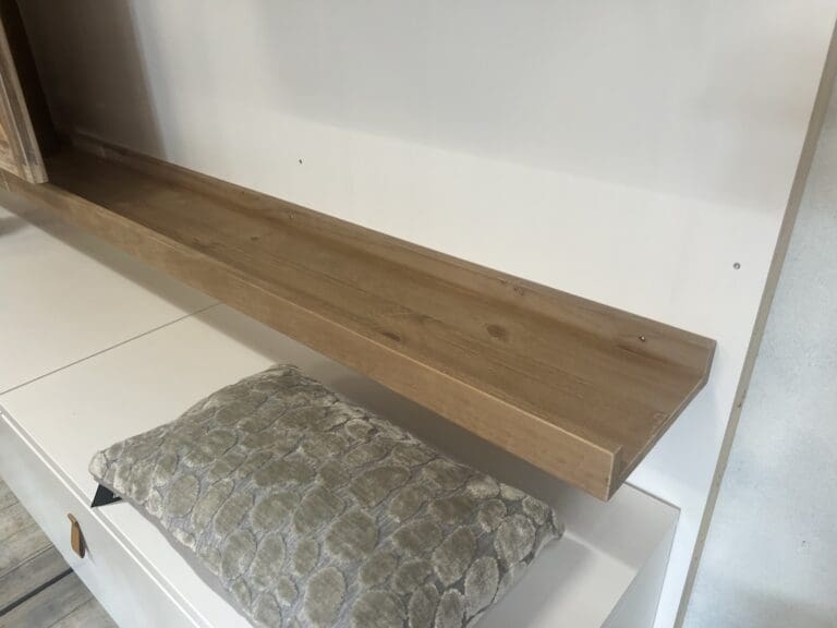 Landelijke wandplanken tbv schuifdeuren